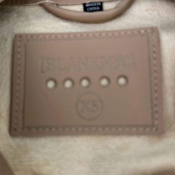 NWT! REVOLVE BLANKNYC Shacket vegan leather front Button Down luxury SZ XS - Picture 11 of 11